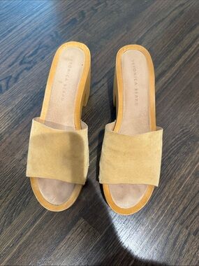 Veronica Beard Mustard Tan Suede Slide Mules